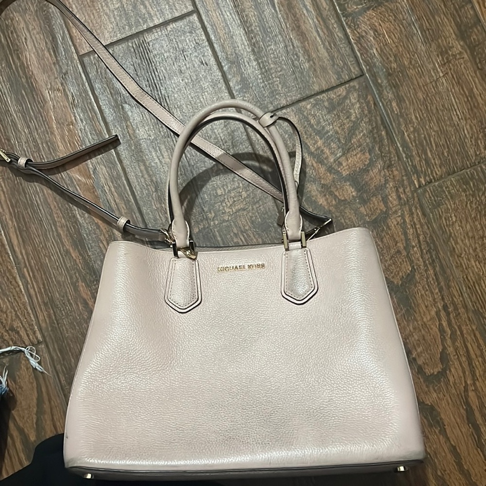 Michael kors purse